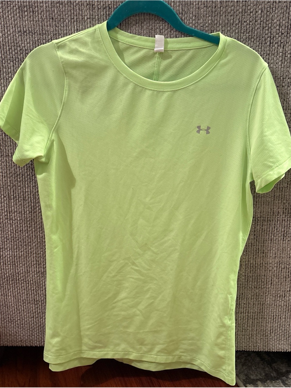 Under Armour Women's Neon Lime Short Sleeve Performance Tee
